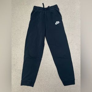 Boys Nike sweatpants XL